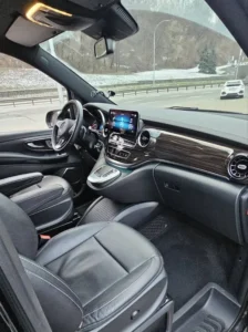 Мерседес V-class 2021 фото салона передний ряд