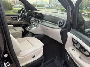 VIP Mercedes V-class (5 мест) 2024 год выпуска, фото салона